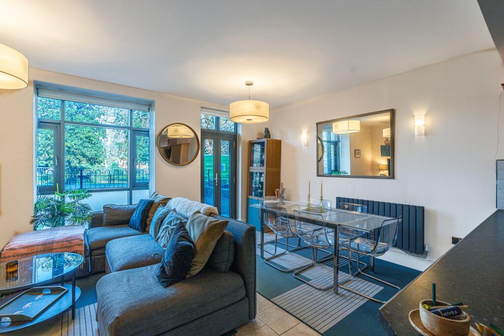 Putney Bridge Road, London, SW18 – pohled 5