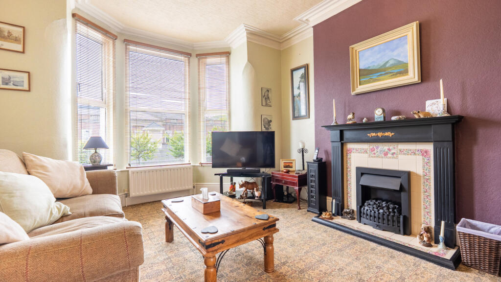 45 Governors Road, Onchan, IM3 1AY photo 2