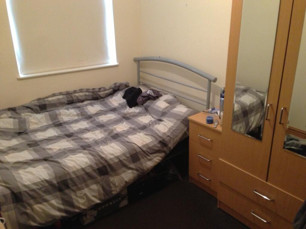 5 bedroom house for rent
