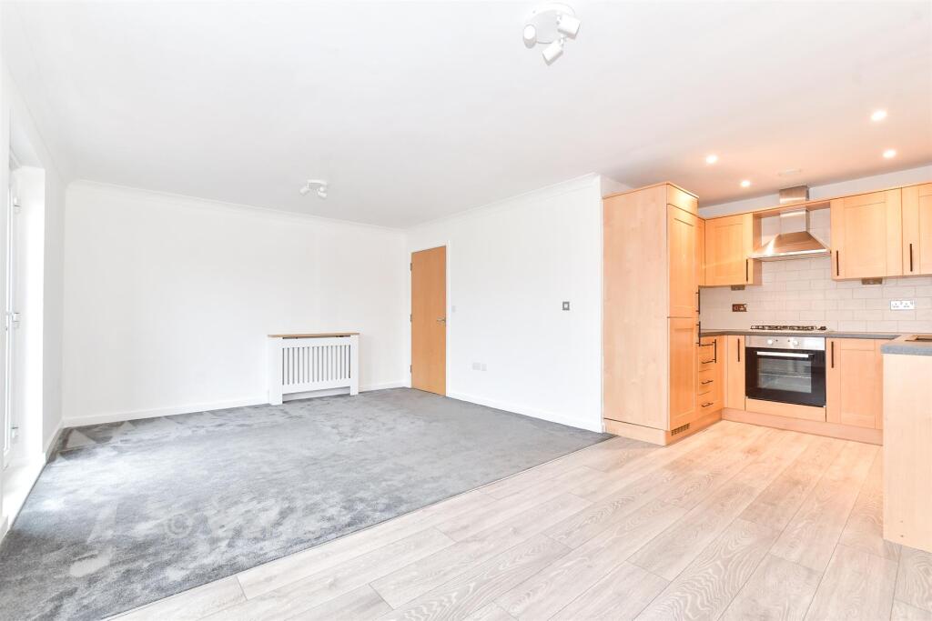 Apartment in Rochester - View 3