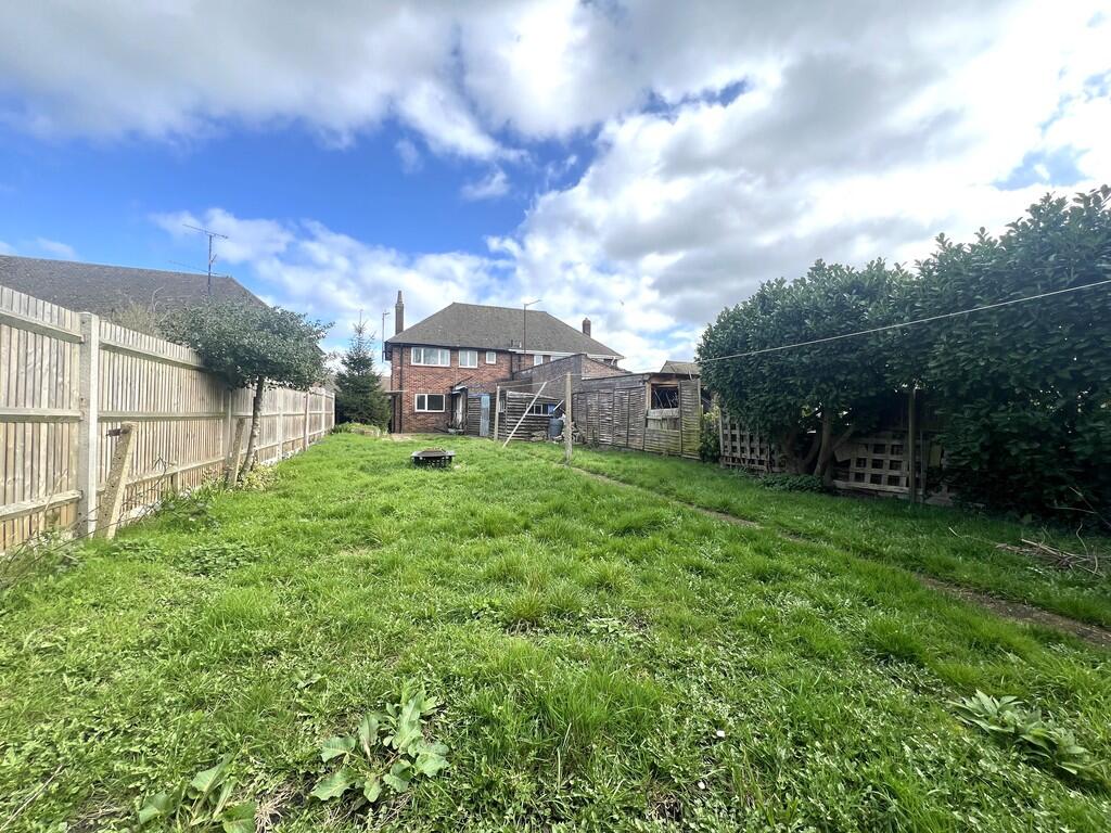 Grounds Avenue, March, Cambs., PE15 9BG photo 2