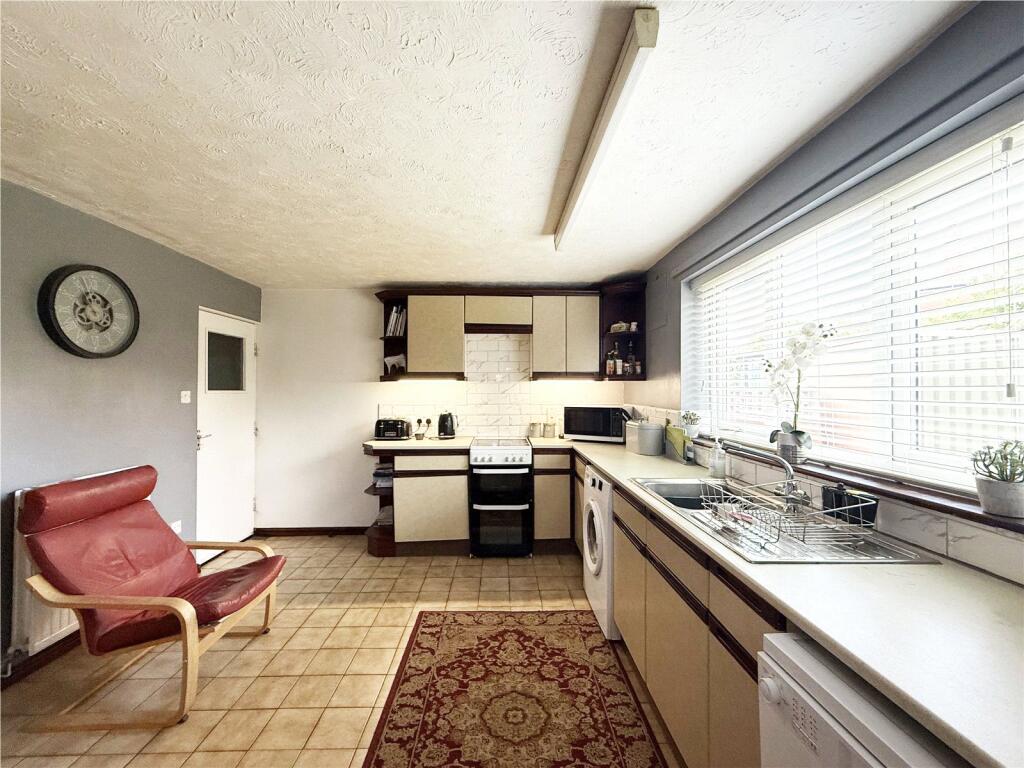 Roseway, Harlescott, Shrewsbury, SY1 - View 5