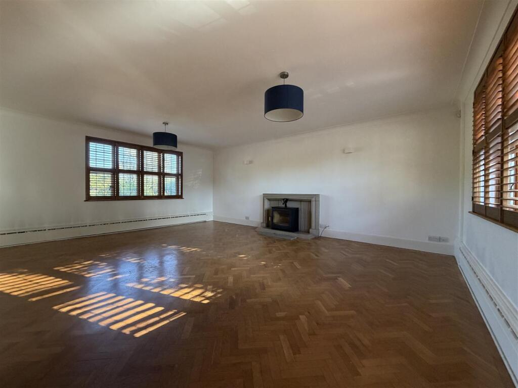 House in Maidstone, Monchelsea Park, Otham - View 2