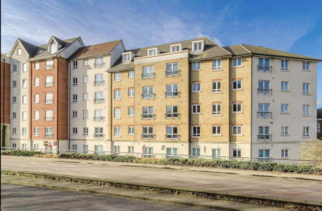 Main image of property: Alpha House, 2 bed 2 bath Apartment