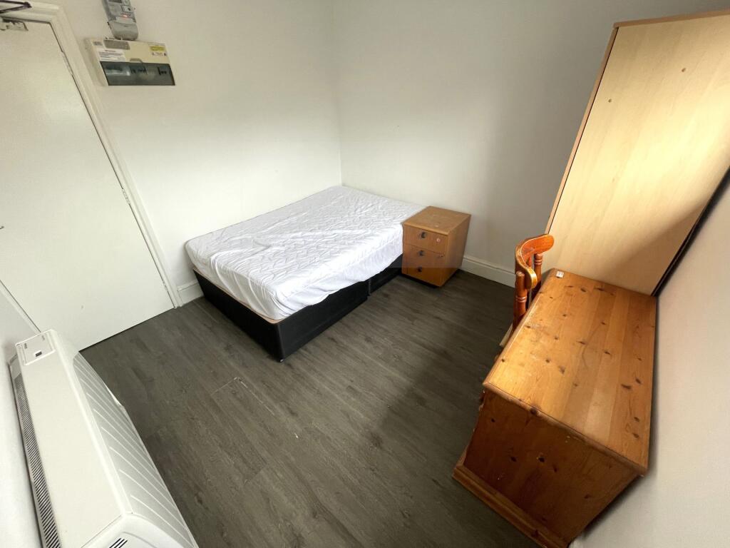 Main image of property: Queens Road, Clarendon Park, LE2