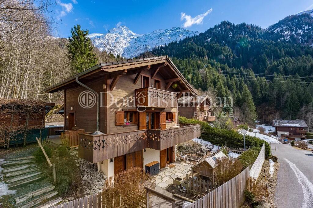 Main image of property: Rhone Alps, Haute-Savoie, Les Houches