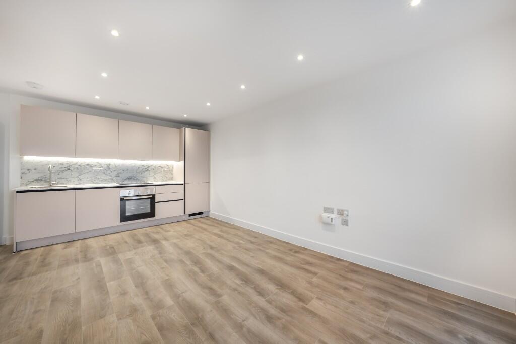 Main image of property: Gale Street, Dagenham, London, RM9 *Private Balcony*
