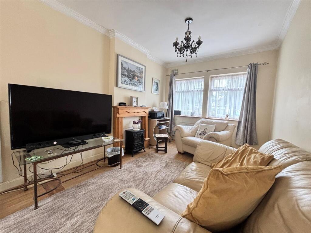 Common Lane, Sheldon, Birmingham photo 4