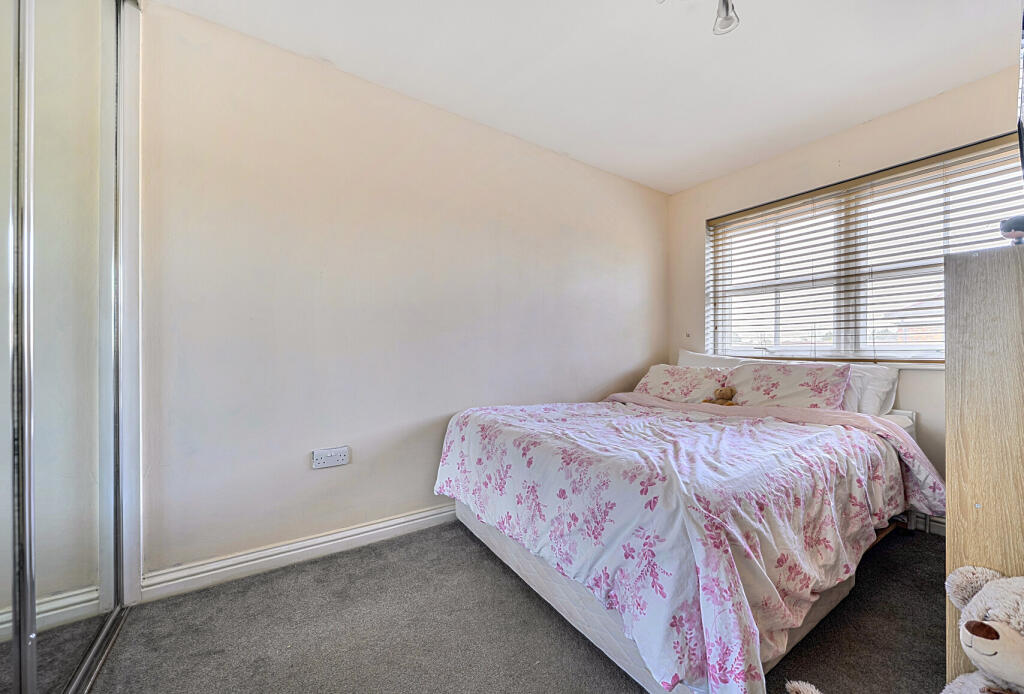 House in Redhill - More
