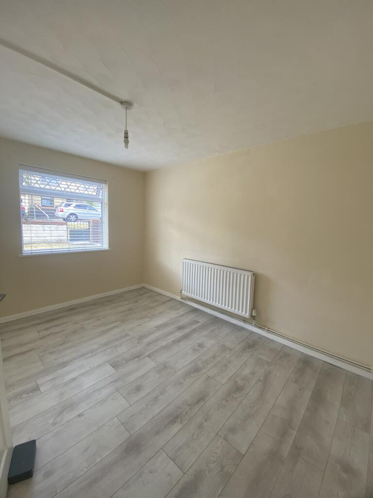 Bevan Close, Trethomas, Caerphilly County Borough photo 5