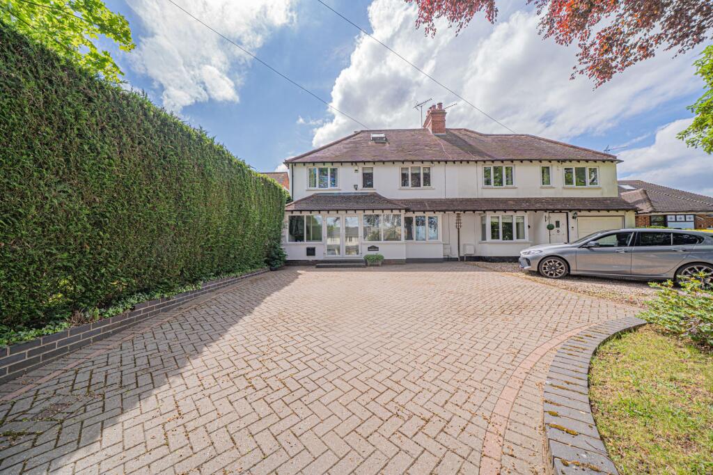 Main image of property: Balsall Street, Balsall Common, CV7