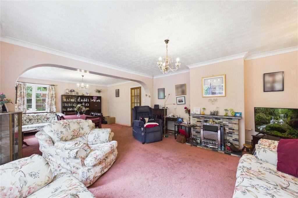 House in Basingstoke and Deane, Old Basing and Lychpit - More