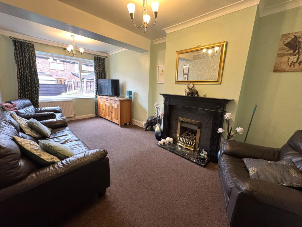 Ashbourne Avenue, Cheadle photo 3