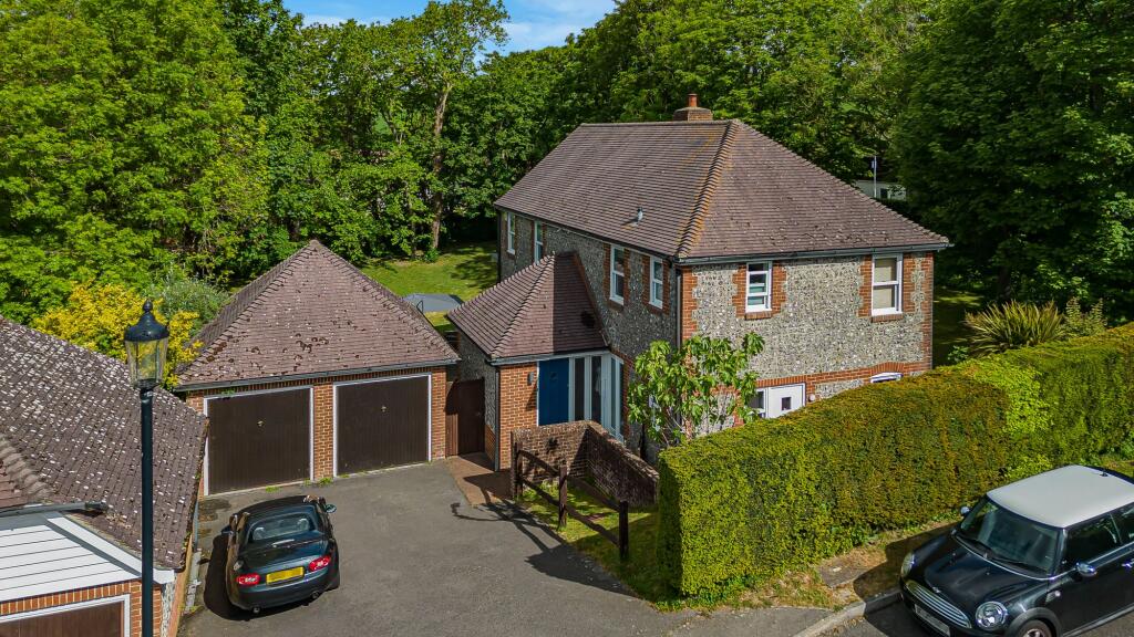 Main image of property: Woodland Walk, Ovingdean, BN2