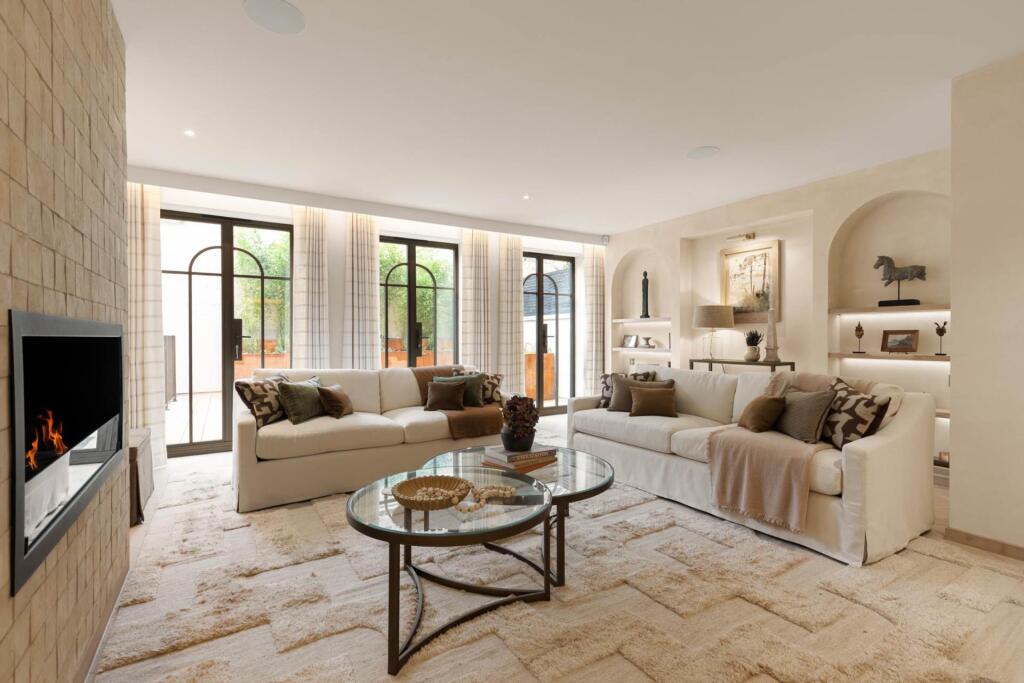 Main image of property: Cadogan Street, Chelsea SW3