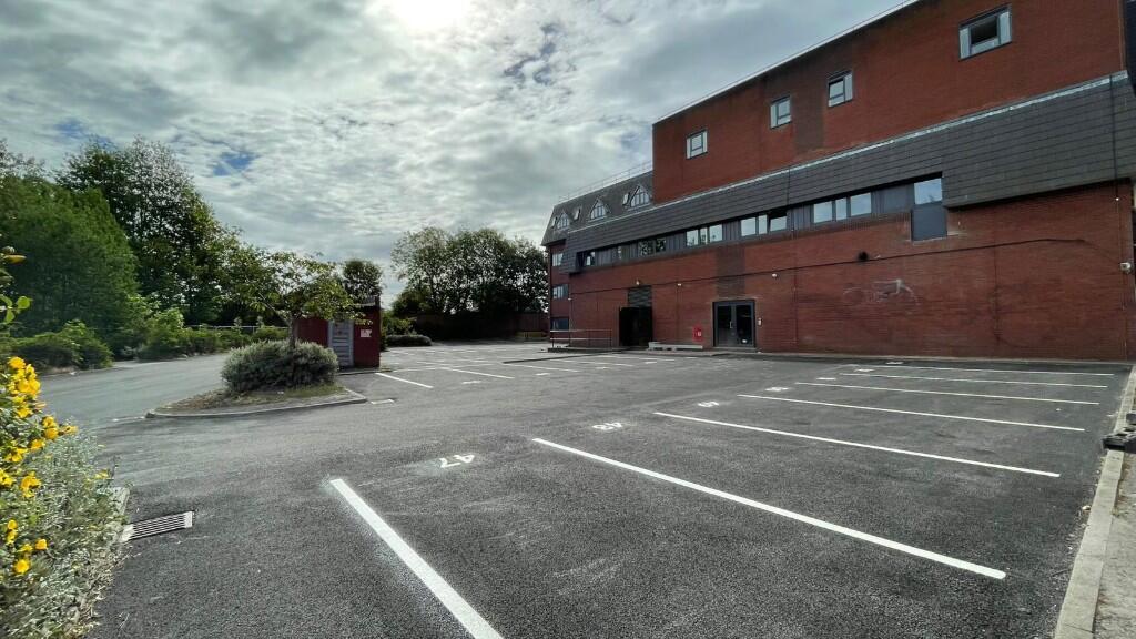 Main image of property: Charterhall Drive, Chester, Cheshire, CH88