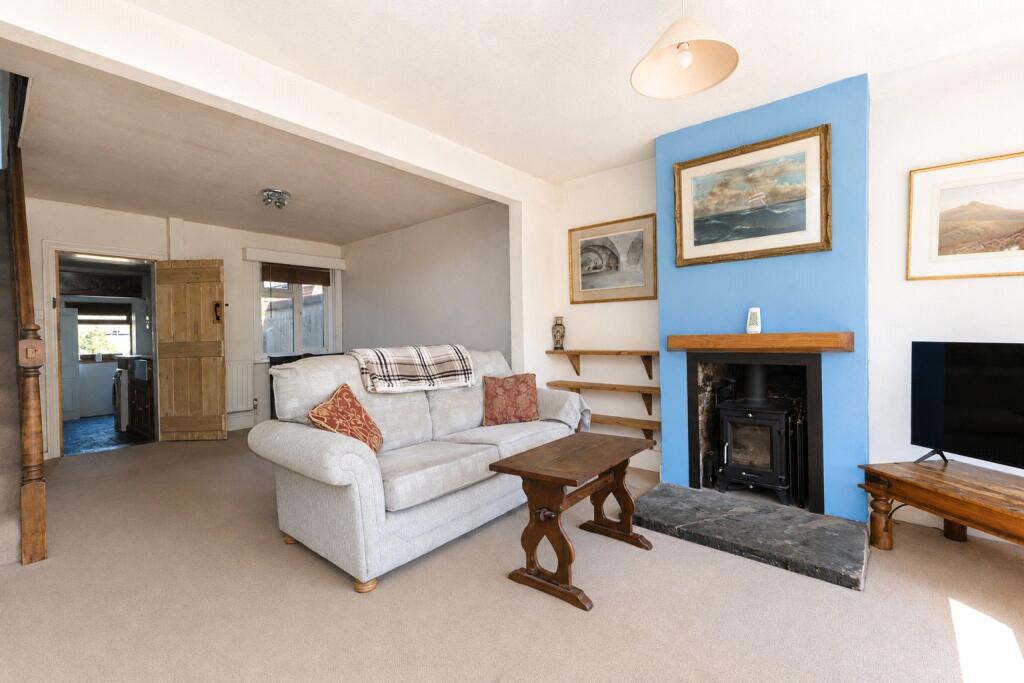 House in Waverley, Haslemere - View 4