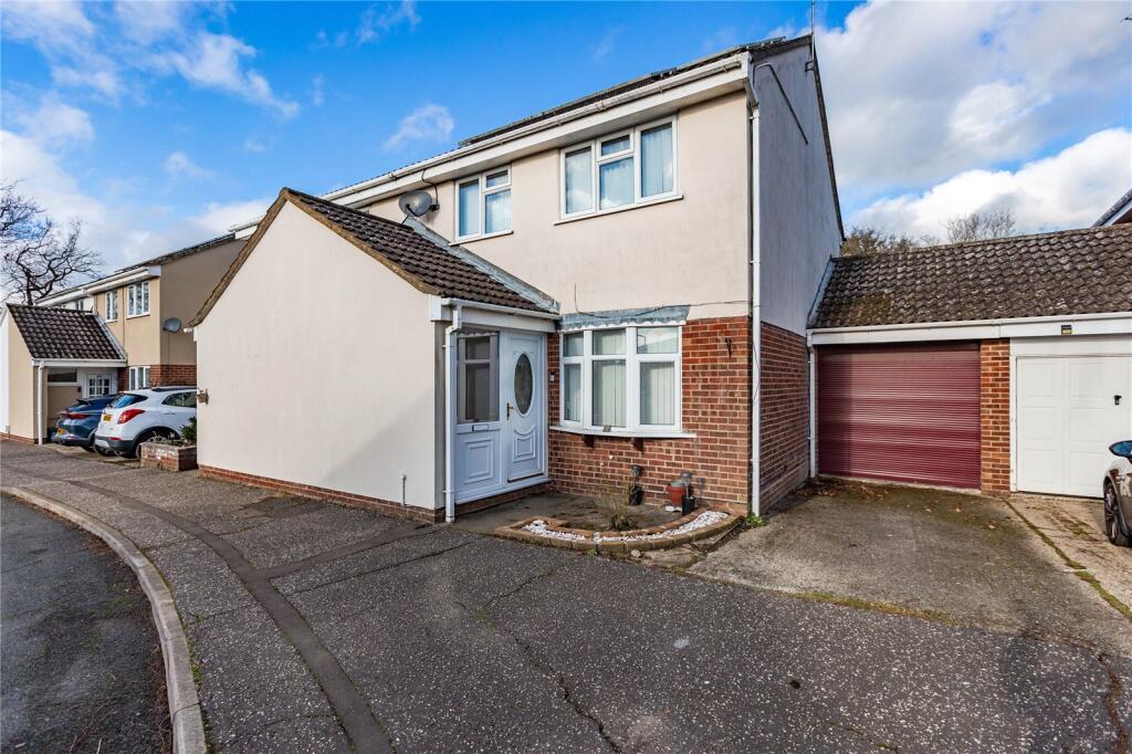 Main image of property: Stablecroft, Chelmsford, Essex, CM1