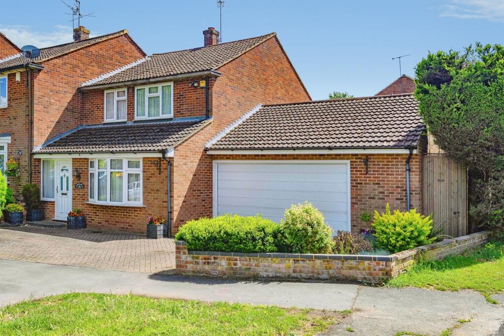 Main image of property: Sheepcot Lane, Watford