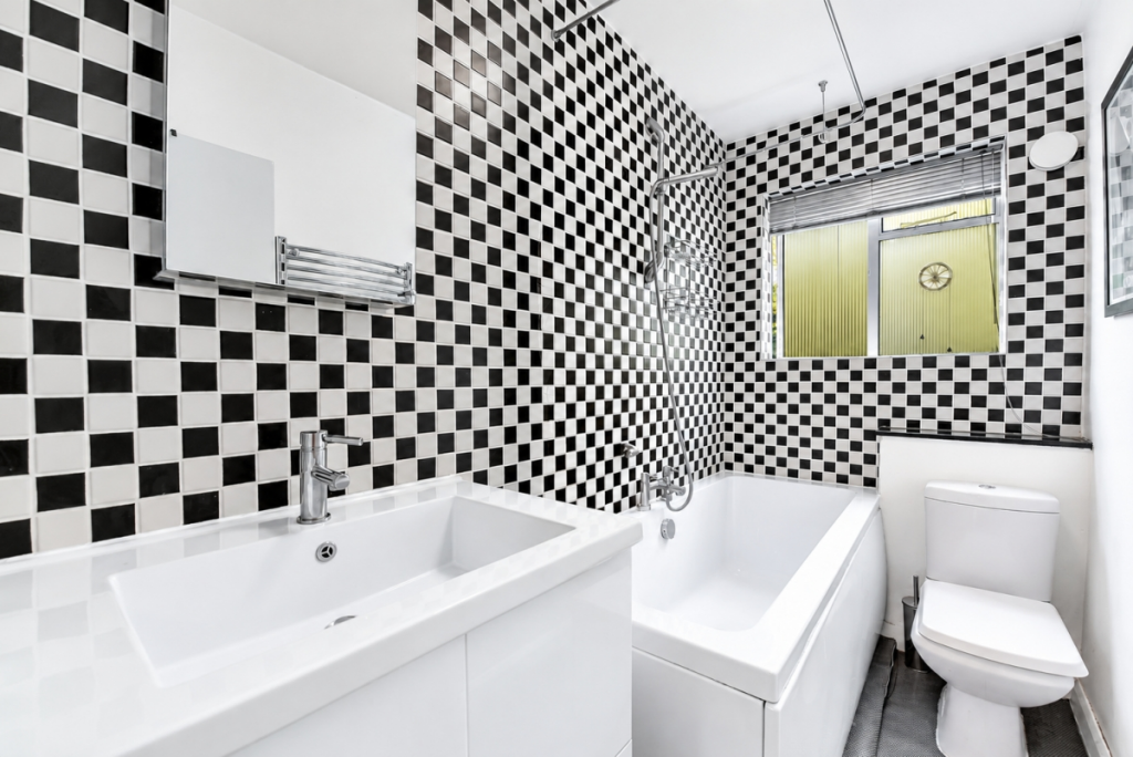 Apartment in London - View 3