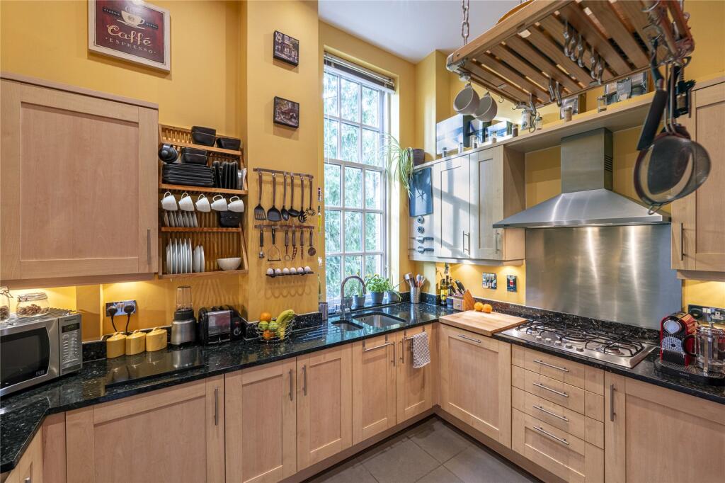 Additional image 11 of Great Leys Court, Beningfield Drive, St. Albans, Hertfordshire, AL2