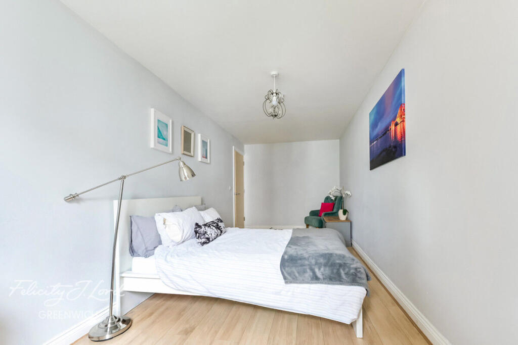 Little Cottage Place, London, SE10 9LF photo 4