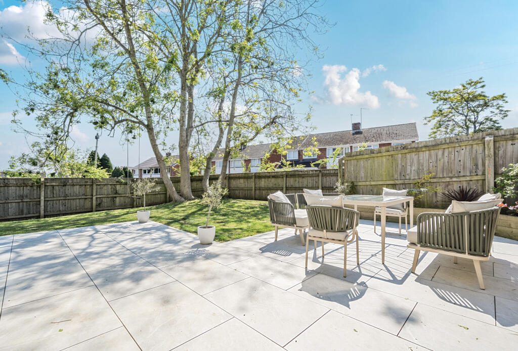 Main image of property: Courtlands, Keynsham, Bristol, Somerset, BS31