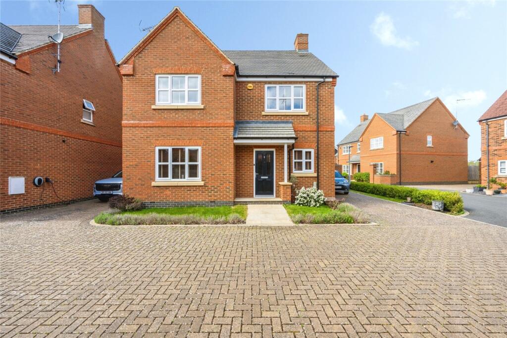 Main image of property: Meadow Brook, Stoke Hammond, Milton Keynes, Buckinghamshire, MK17