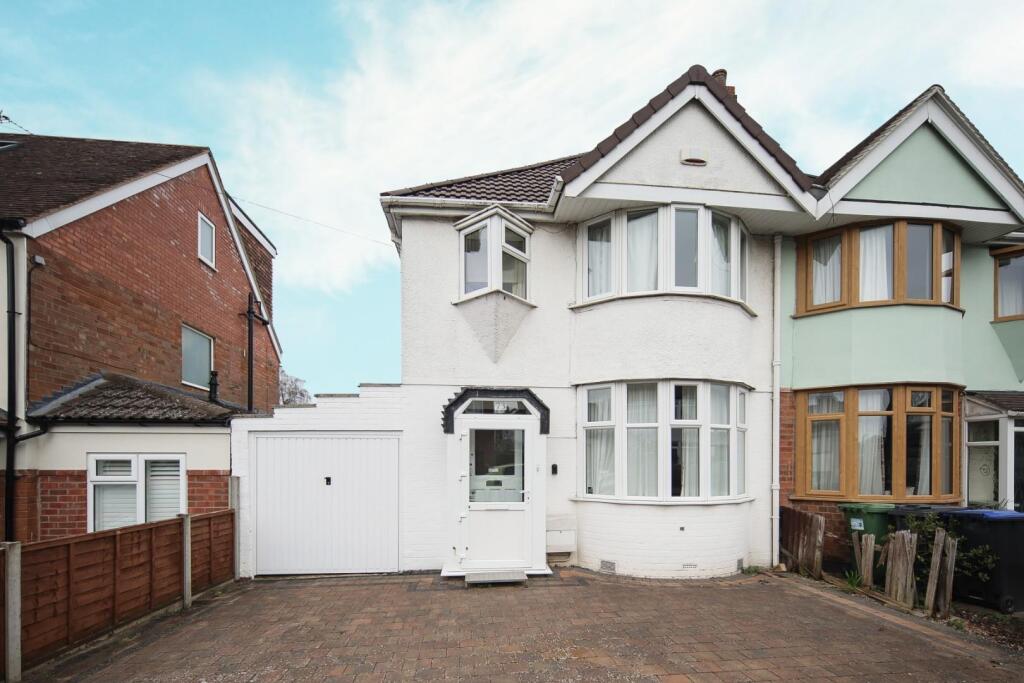 Main image of property: Kinross Road, Leamington Spa