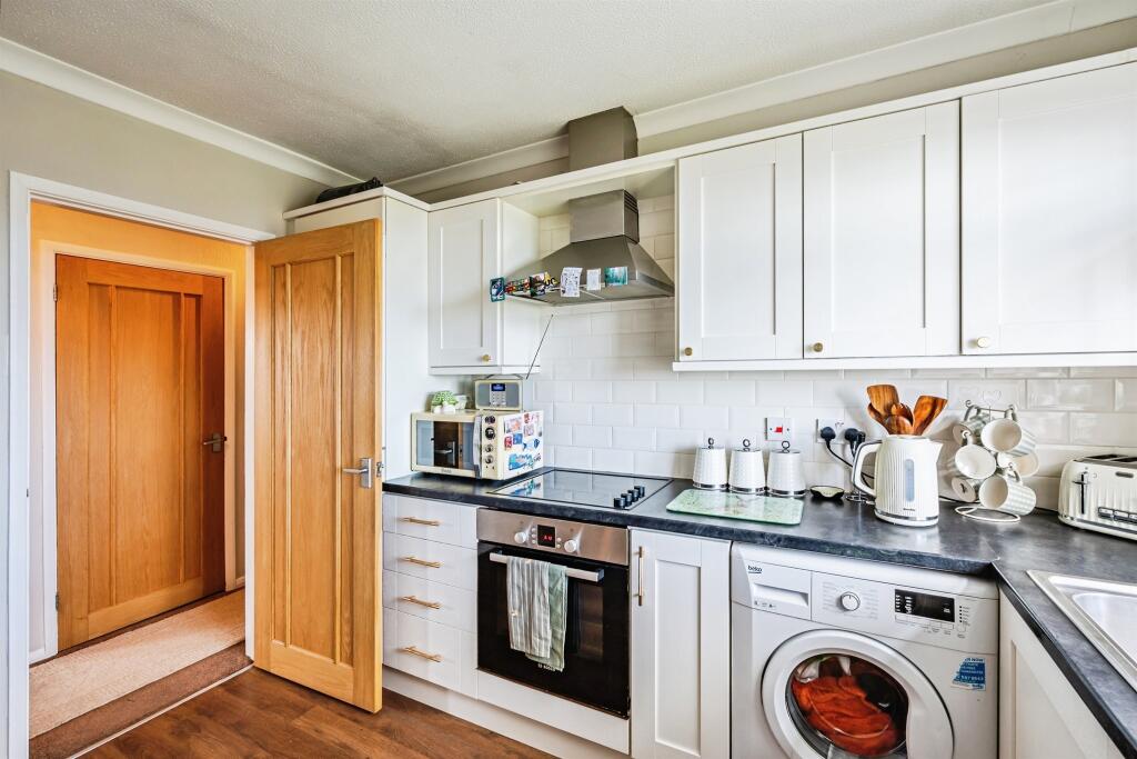 Apartment in Wealden, Pevensey - View 5