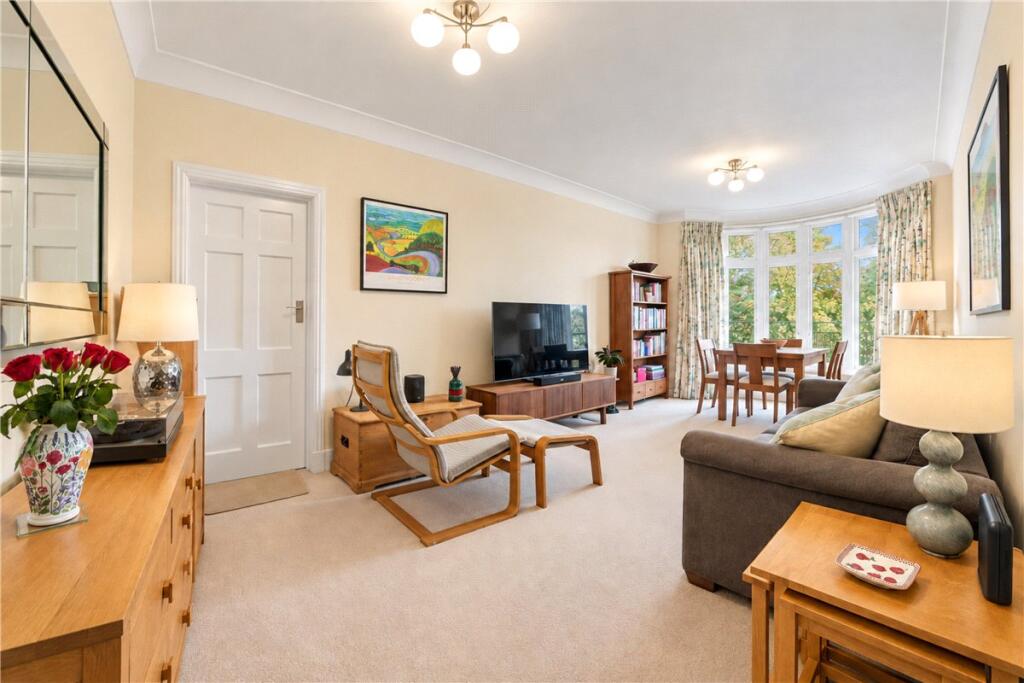 Main image of property: Fulham High Street, London, SW6