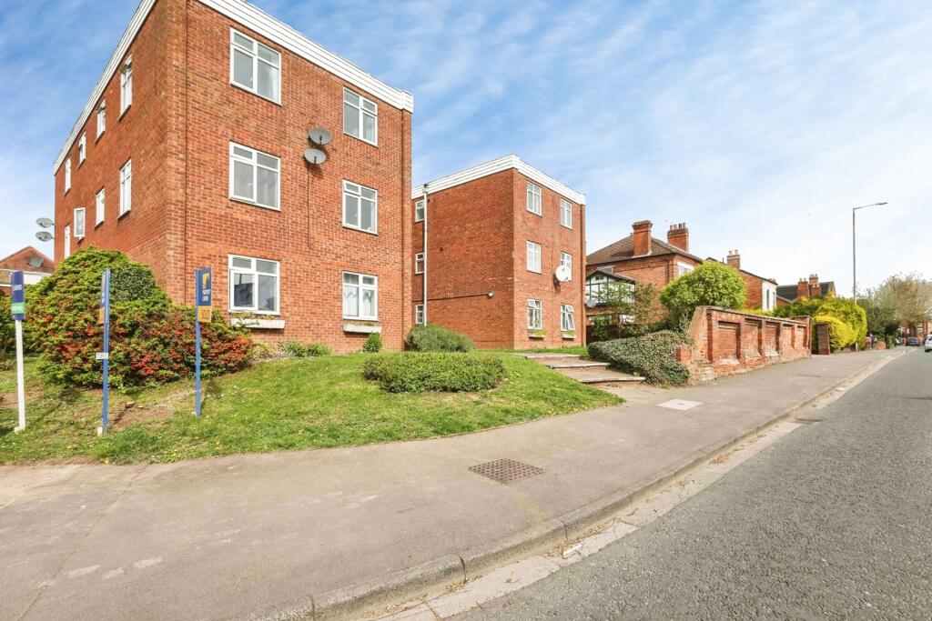 Main image of property: Elgar Court, Rainbow Hill, Worcester, Worcestershire, WR3