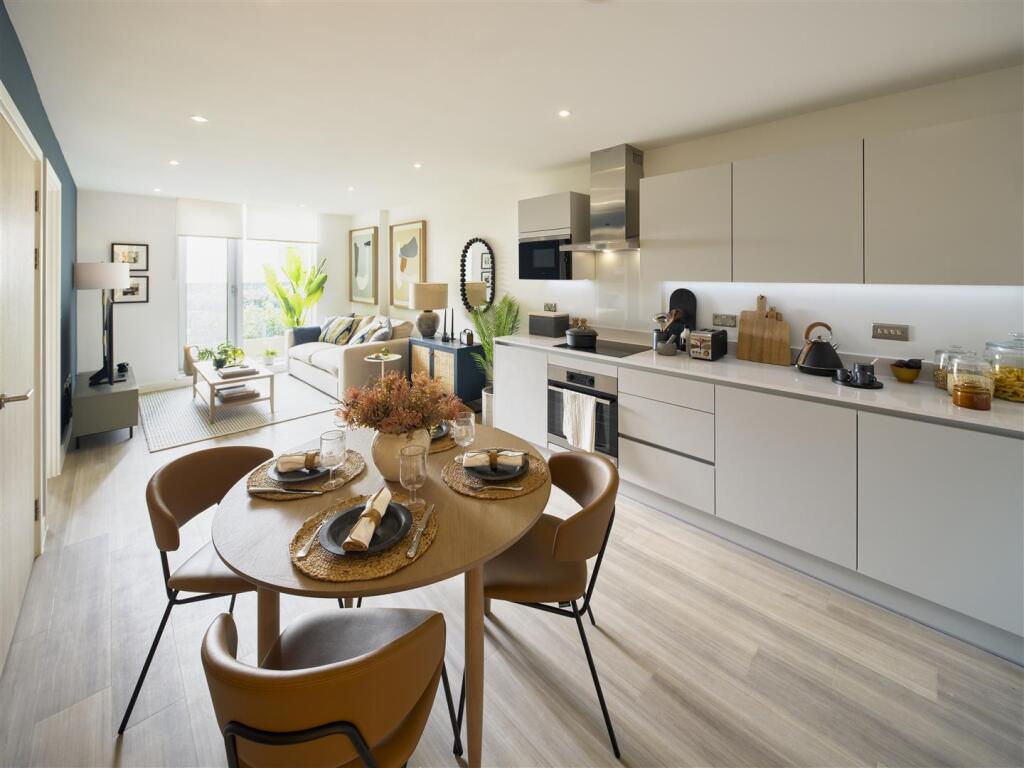 Main image of property: New Victoria Building, M4