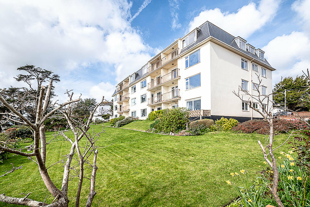 3-bed apartment on Coastguard Road, Budleigh Salterton, EX9, £585,000