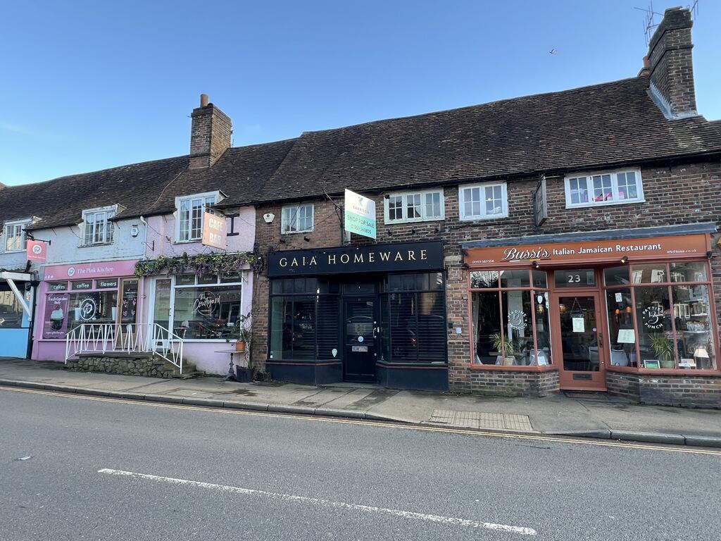Main image of property: 21 High Street, Westerham, Kent, TN16 1RA