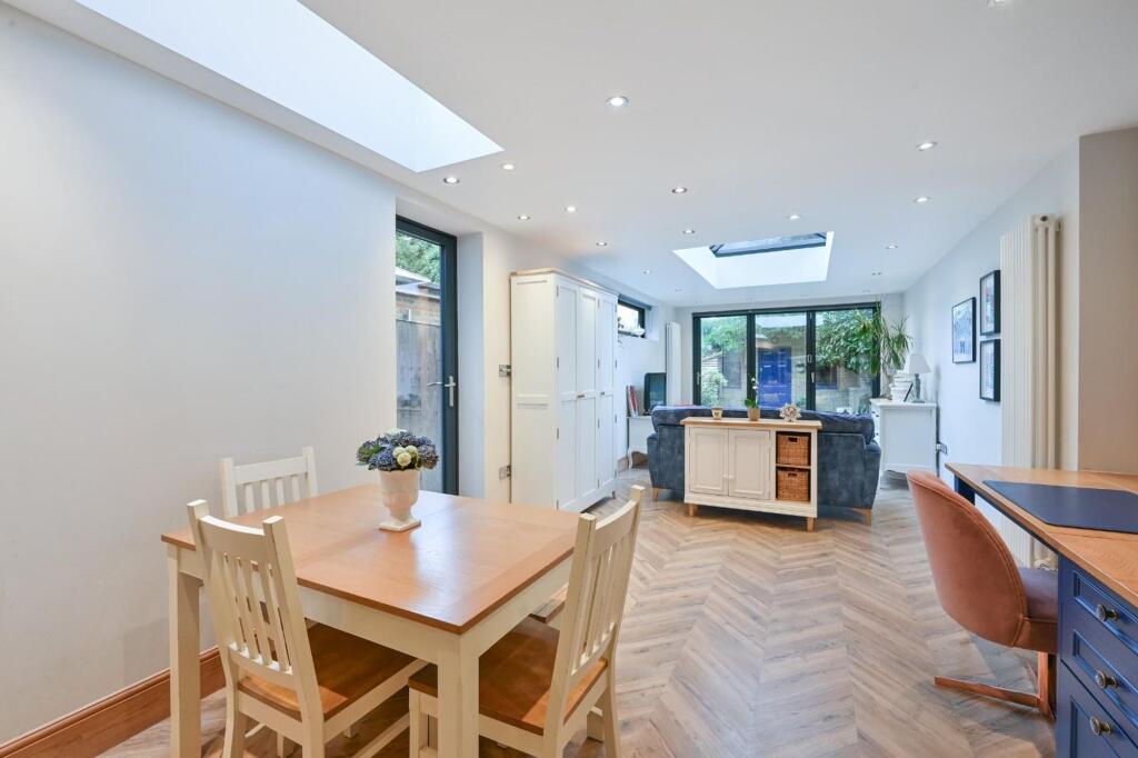 House in Kingston upon Thames - View 5