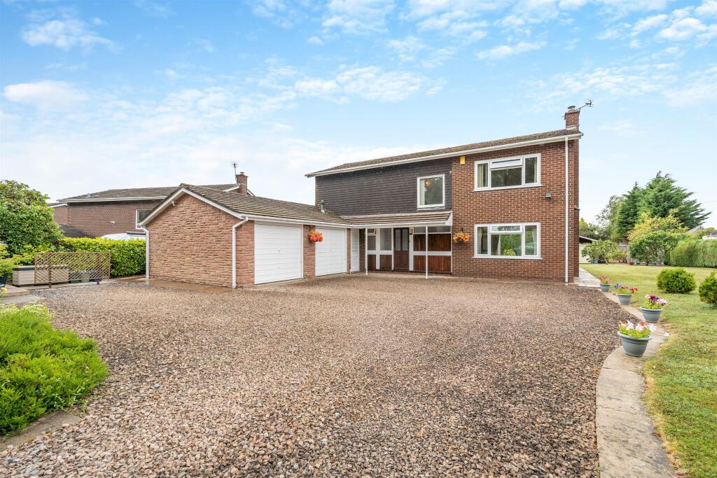 Main image of property: St Tysoi Close, Llansoy, Usk