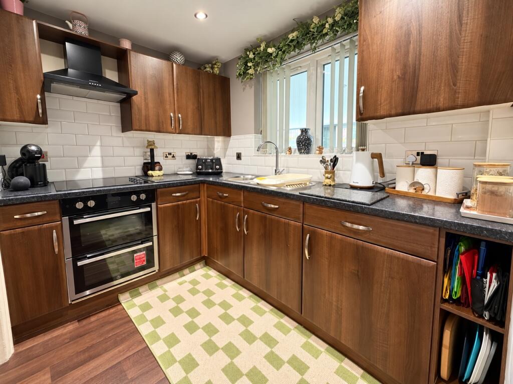 House in Wolverhampton, West Midlands - View 5