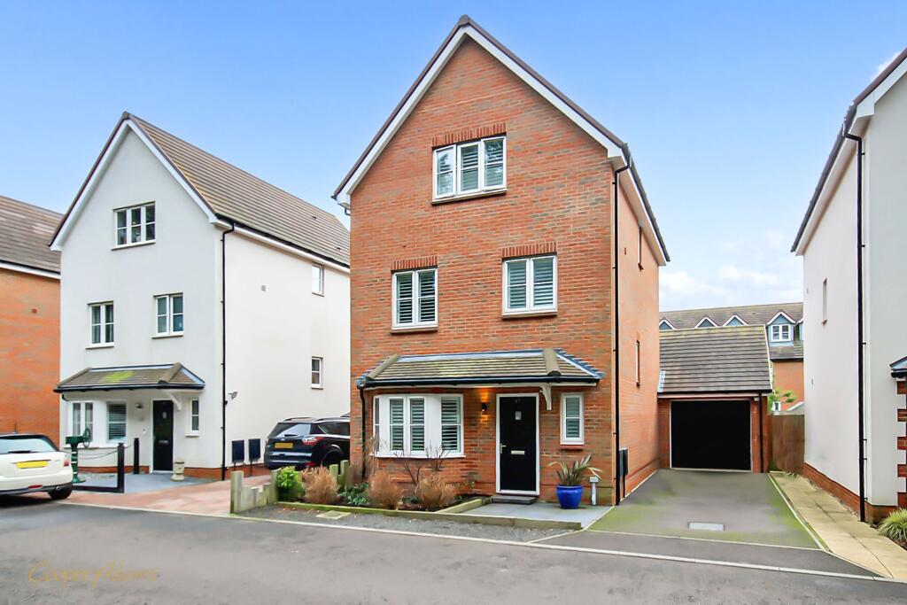 Main image of property: Acacia Crescent, Angmering, BN16