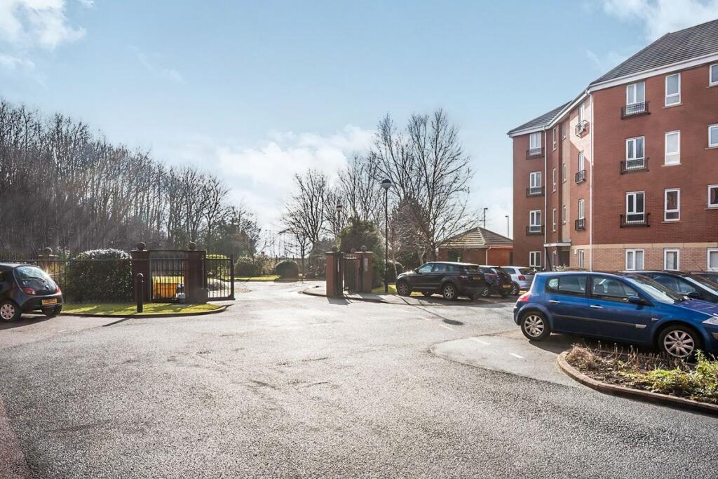 Property photo 8
