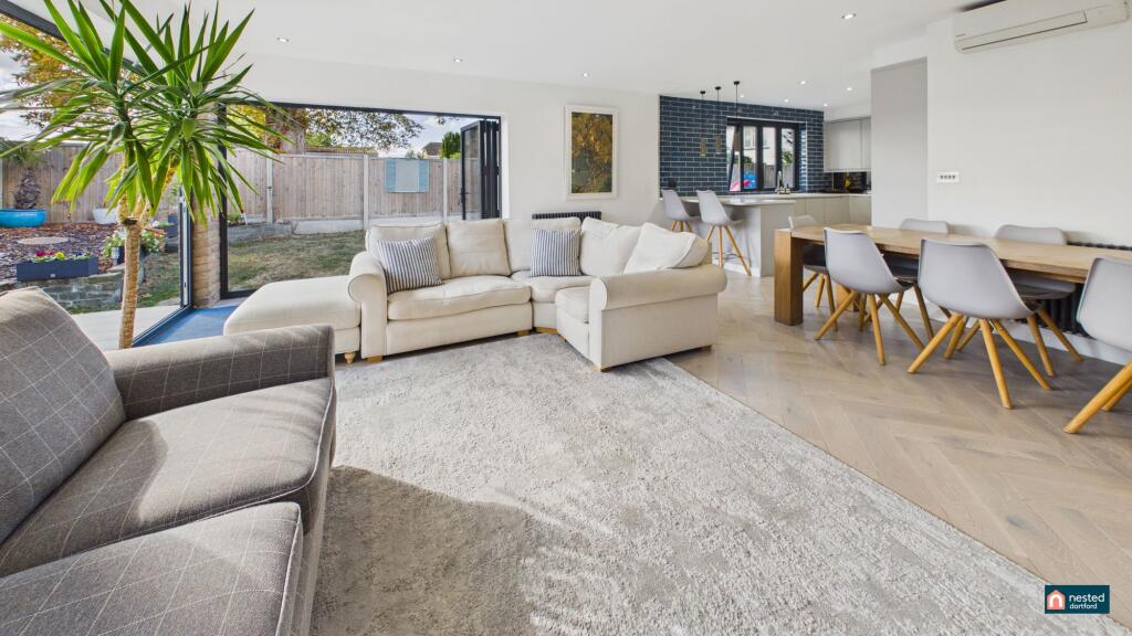 House in Dartford, Wilmington - View 4