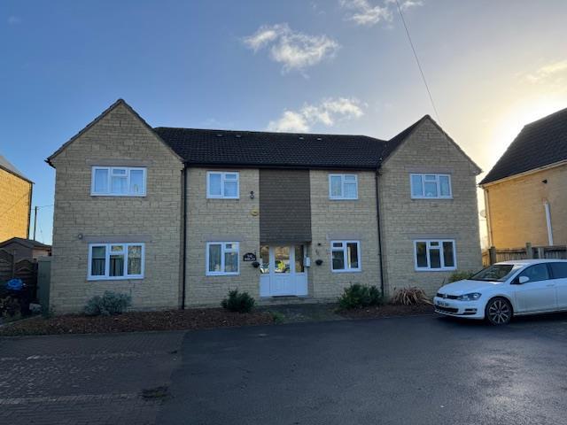 Main image of property: Burford Road, Lechlade