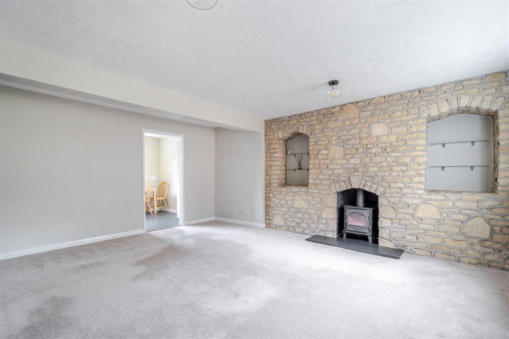 House in Chippenham, Lowden, Patterdown - View 5