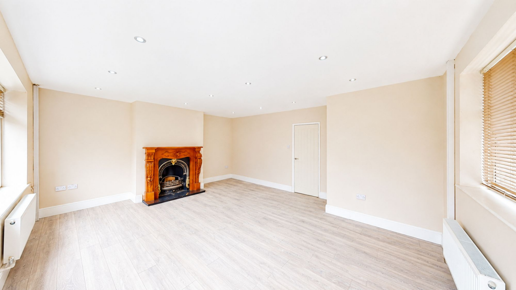 Alders Green Road, Hindley, WN2 - View 2