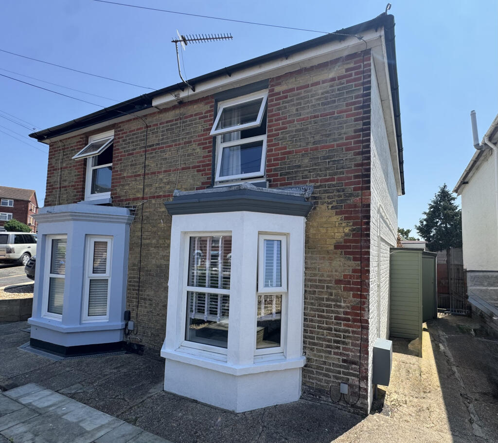 Main image of property: Yarborough Road, East Cowes, Isle Of Wight