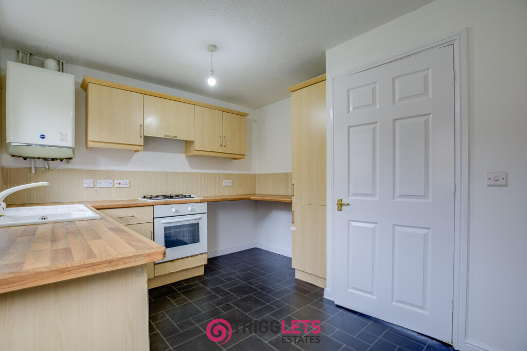 House in Barnsley, Measborough Dike, Kendray - View 5