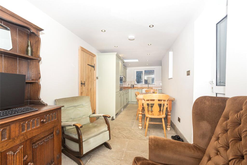 House in Clynnog Fawr, Gwynedd - View 5