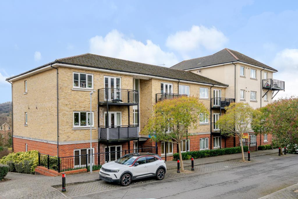 Main image of property: High Wycombe, Buckinghamshire, HP13