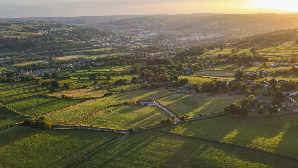 Additional image 52 of West Morton, West Yorkshire, BD20