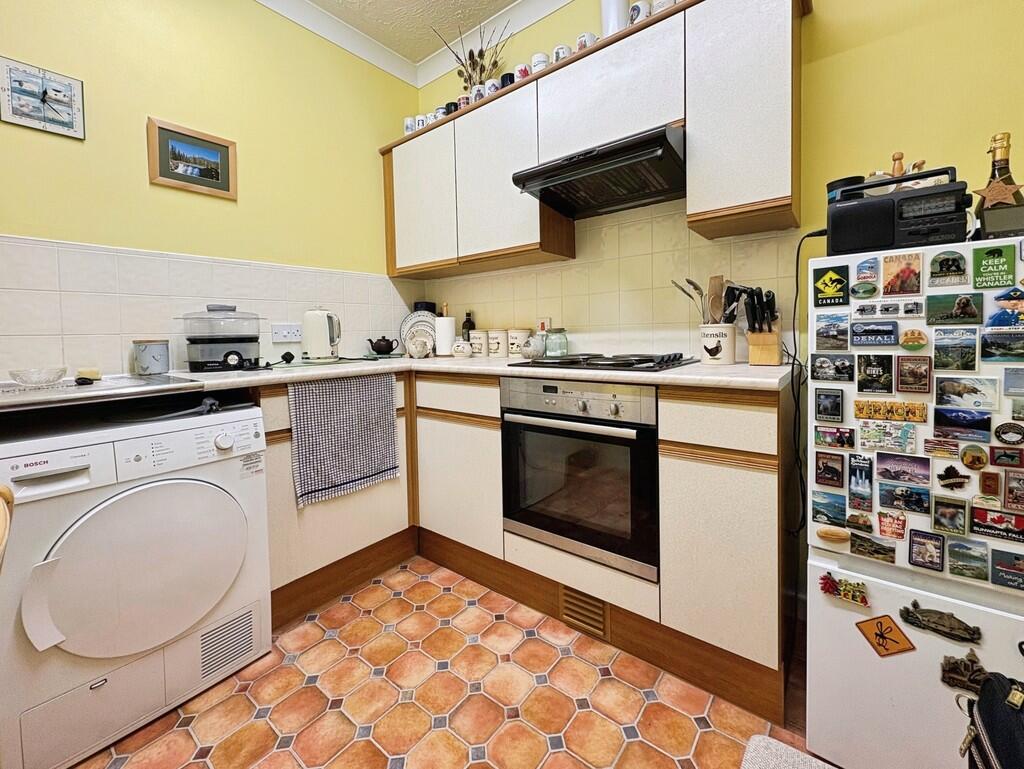 Apartment in Stoford, Barwick - View 3